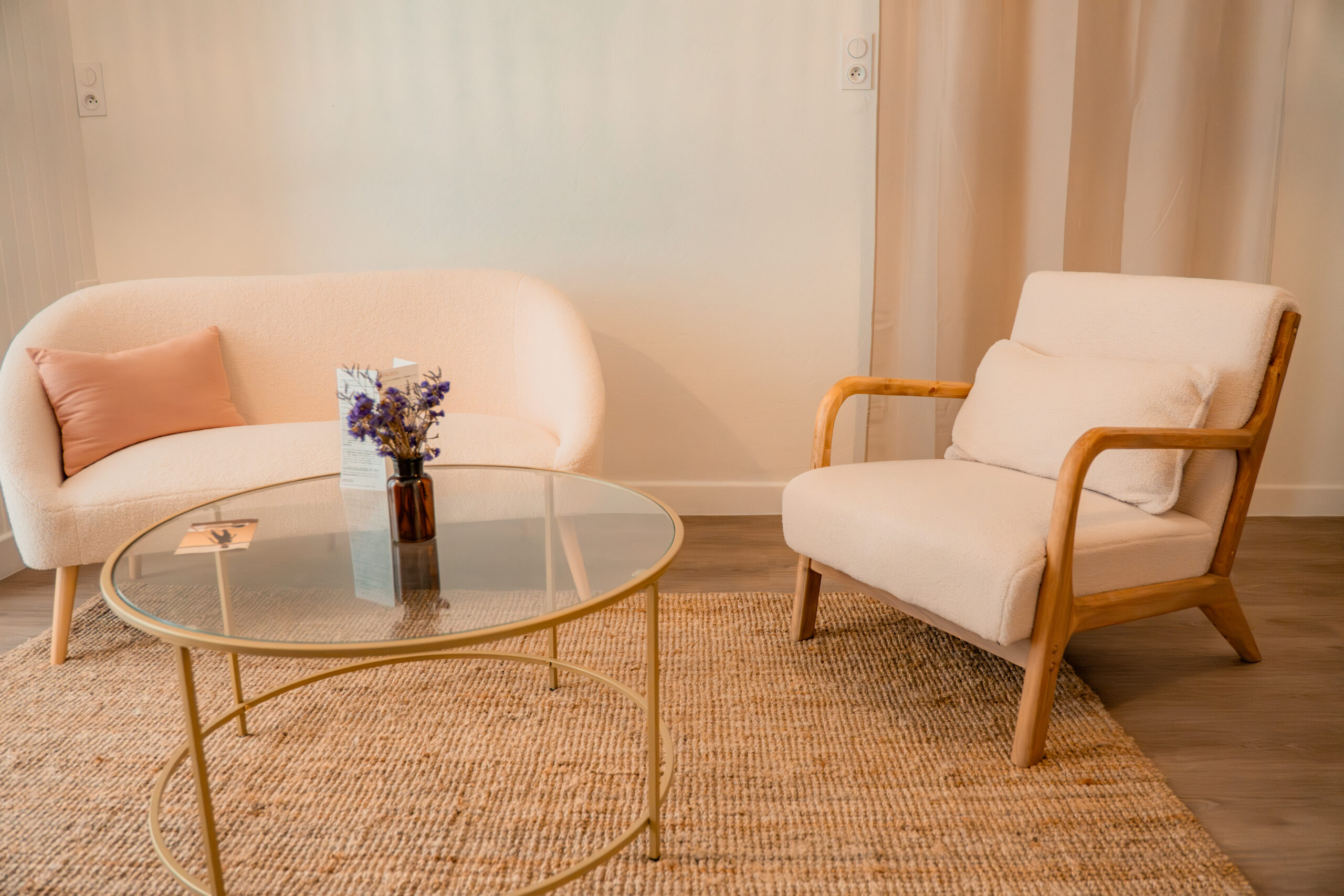 MAISON MO - Issoire - Maison de beauté privée<br>Experte visage et corps