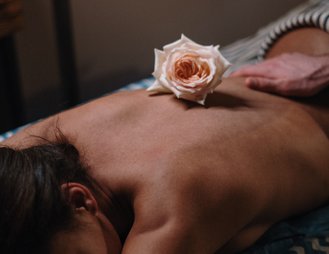 MAISON MO - Issoire - Massage bien-être LE SOIN DE DECEMBRE : MASSAGE A LA BOUGIE (60MIN)