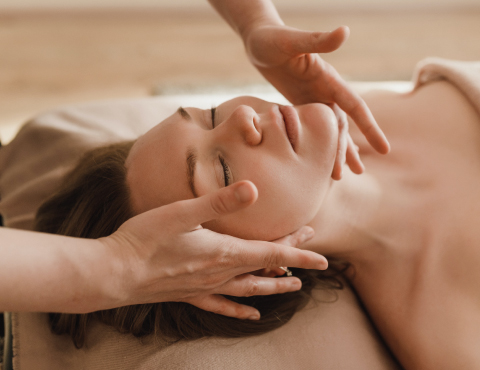 MAISON MO - Issoire - Massage bien-être LE STRETCHING FACIAL