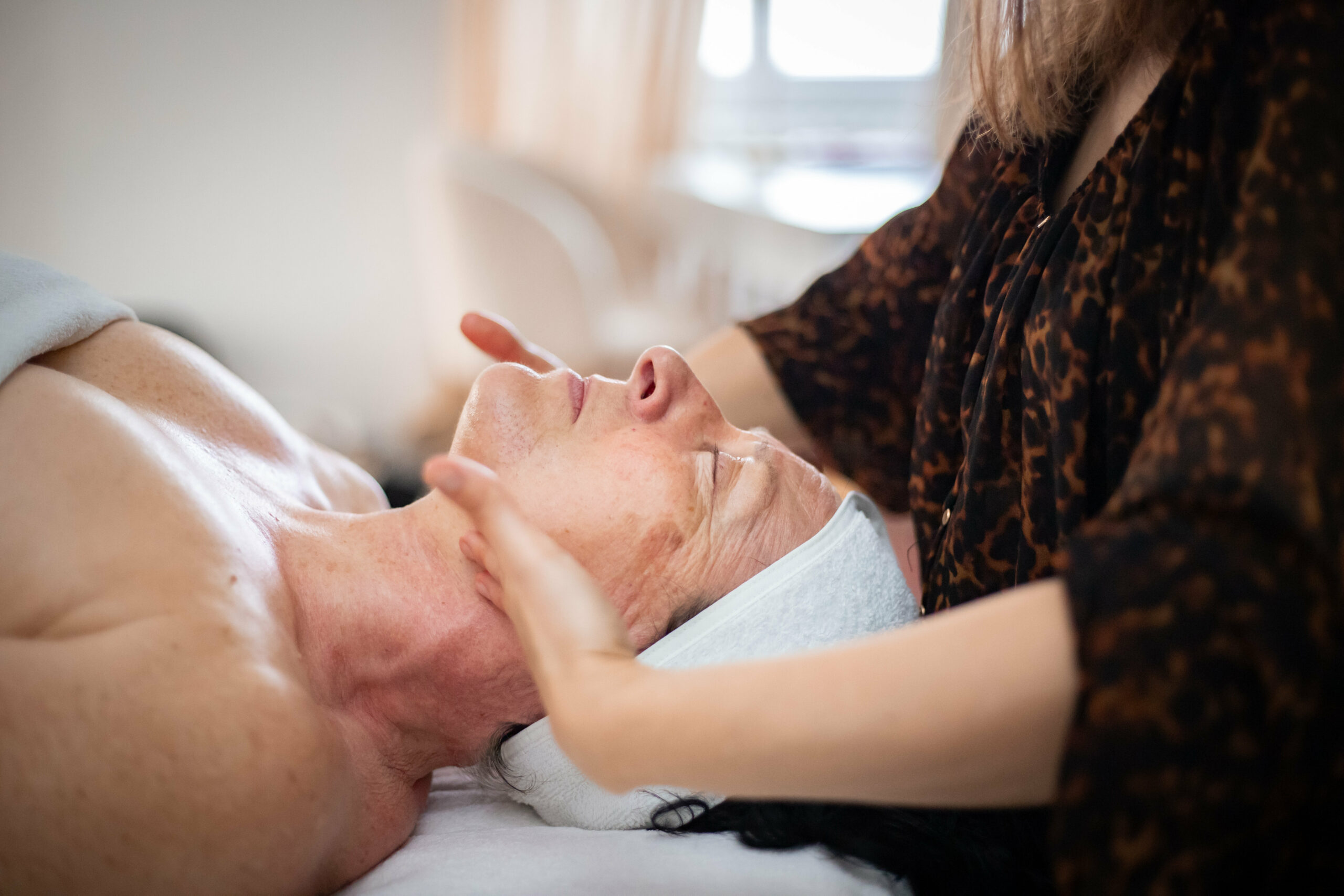 MAISON MO - Issoire - Massage bien-être SOIN VISAGE EXPERT DERMAVIDUALS